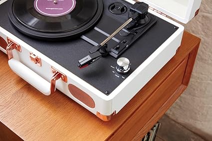 GPO Soho Retro Briefcase Style 3 Speed Turntable (White)
