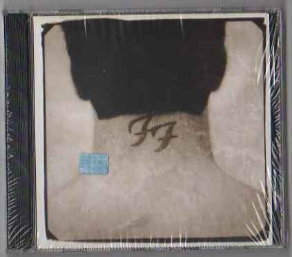 Foo Fighters – There Is Nothing Left To Lose (Pre-Owned CD) Roswell Records 2001